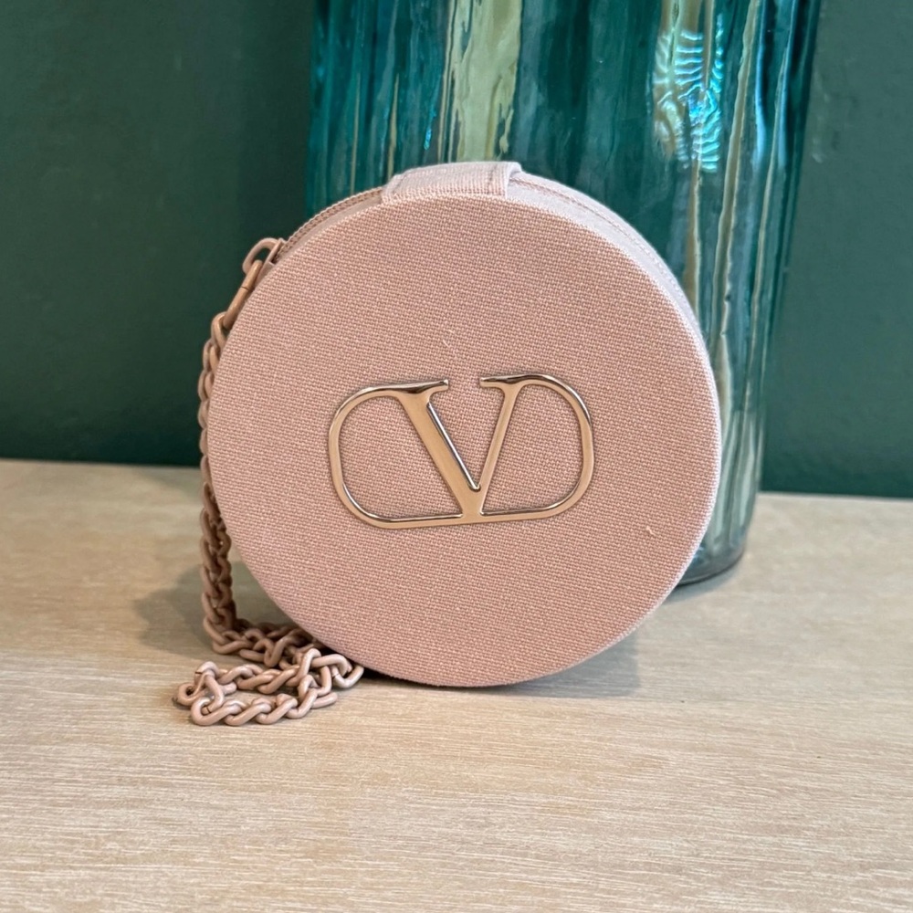 GWP Valentino Blush Round Mini Pouch